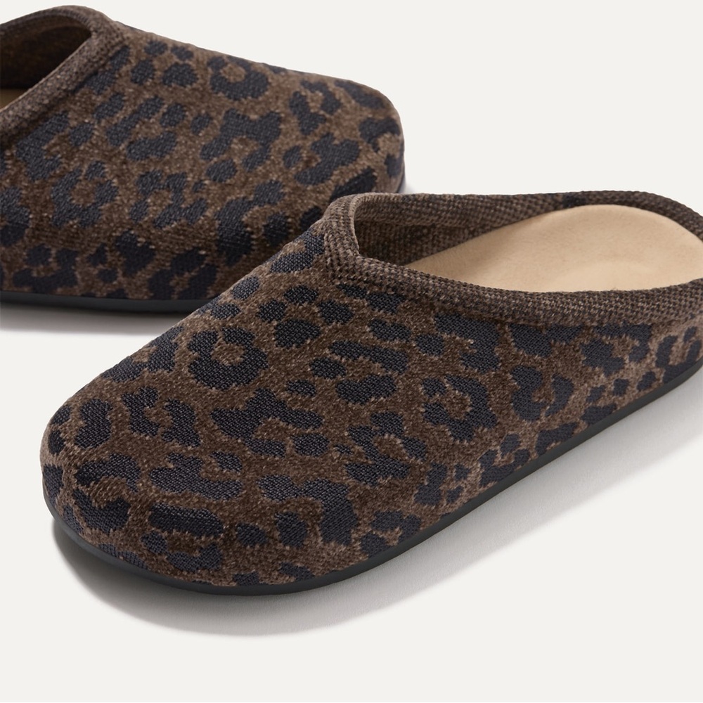 Rothy's ReVelvet Casual Clog Cheetah - Picture 2 of 6